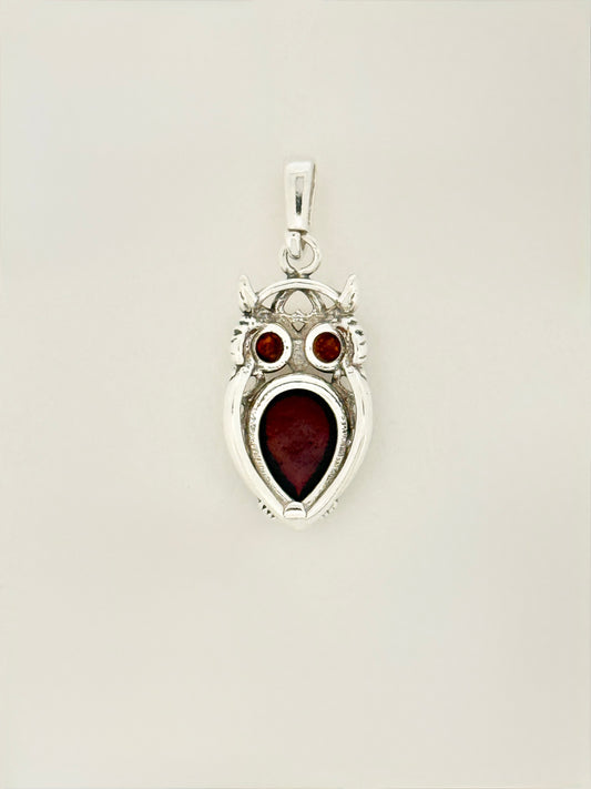 Amber Pendant, Owl