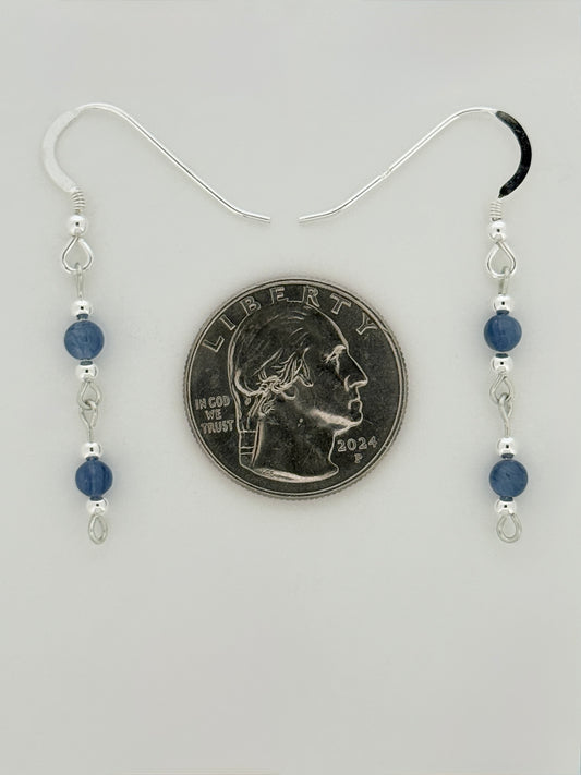 Kyanite Earrings, Loop-links
