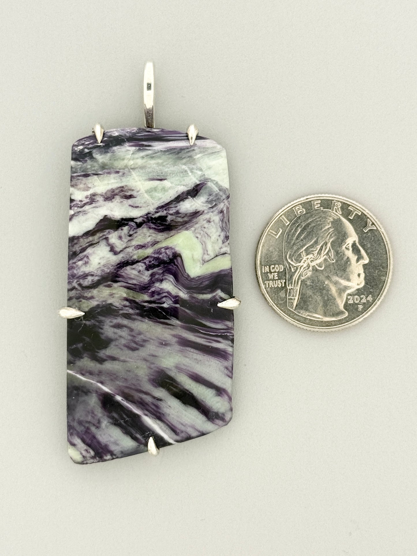 Kemmererite Prong Mount