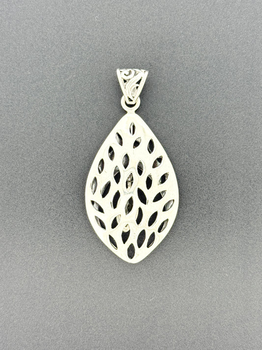 Prasiolite Pendant with Faceted Stone