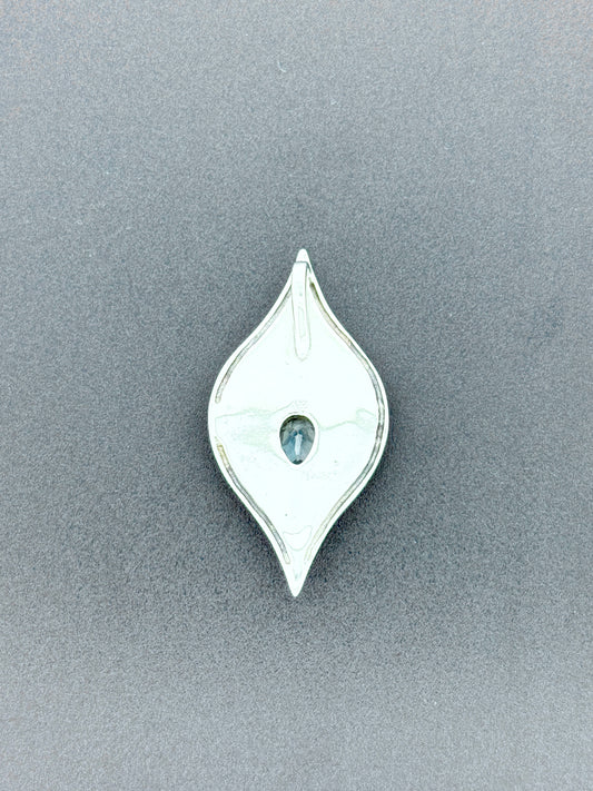 Blue Topaz Pendant with Faceted Stone