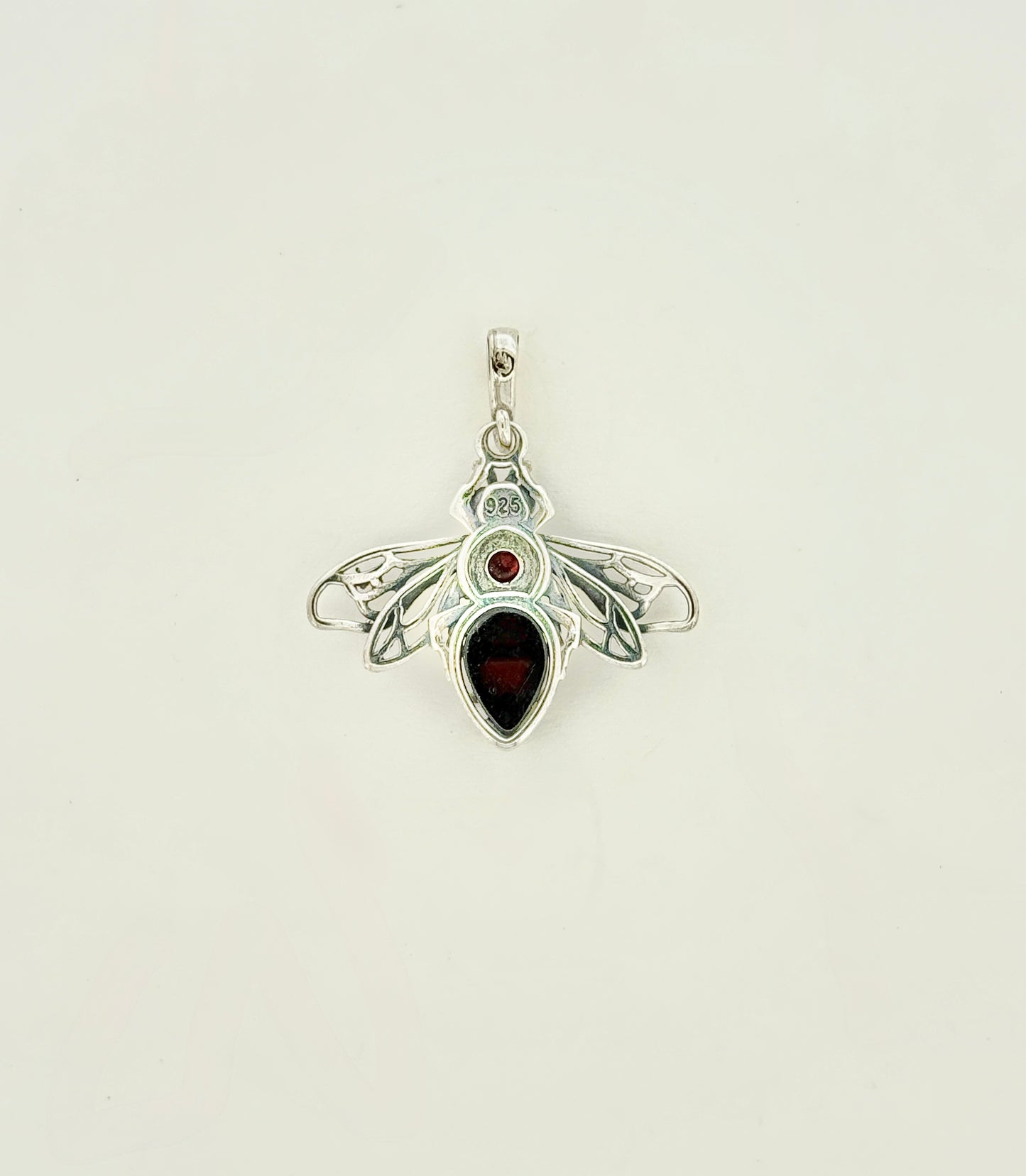 Amber Pendant, Bee