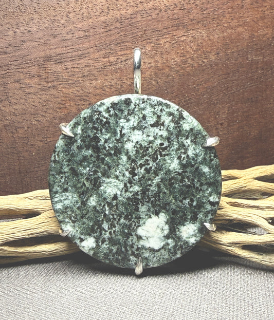 Dolostone Prong Mount