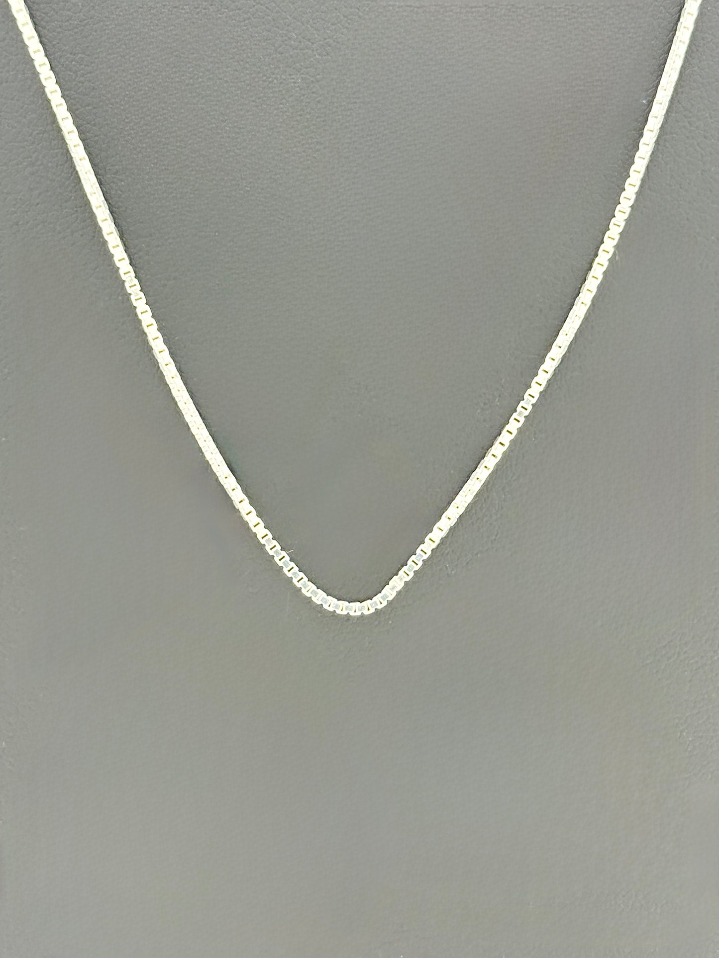 Adjustable Box Chain