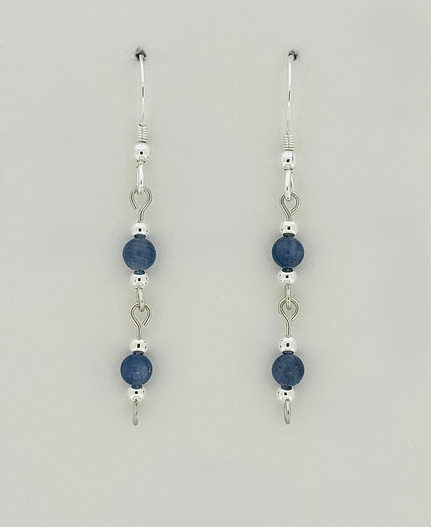 Kyanite Earrings, Loop-links