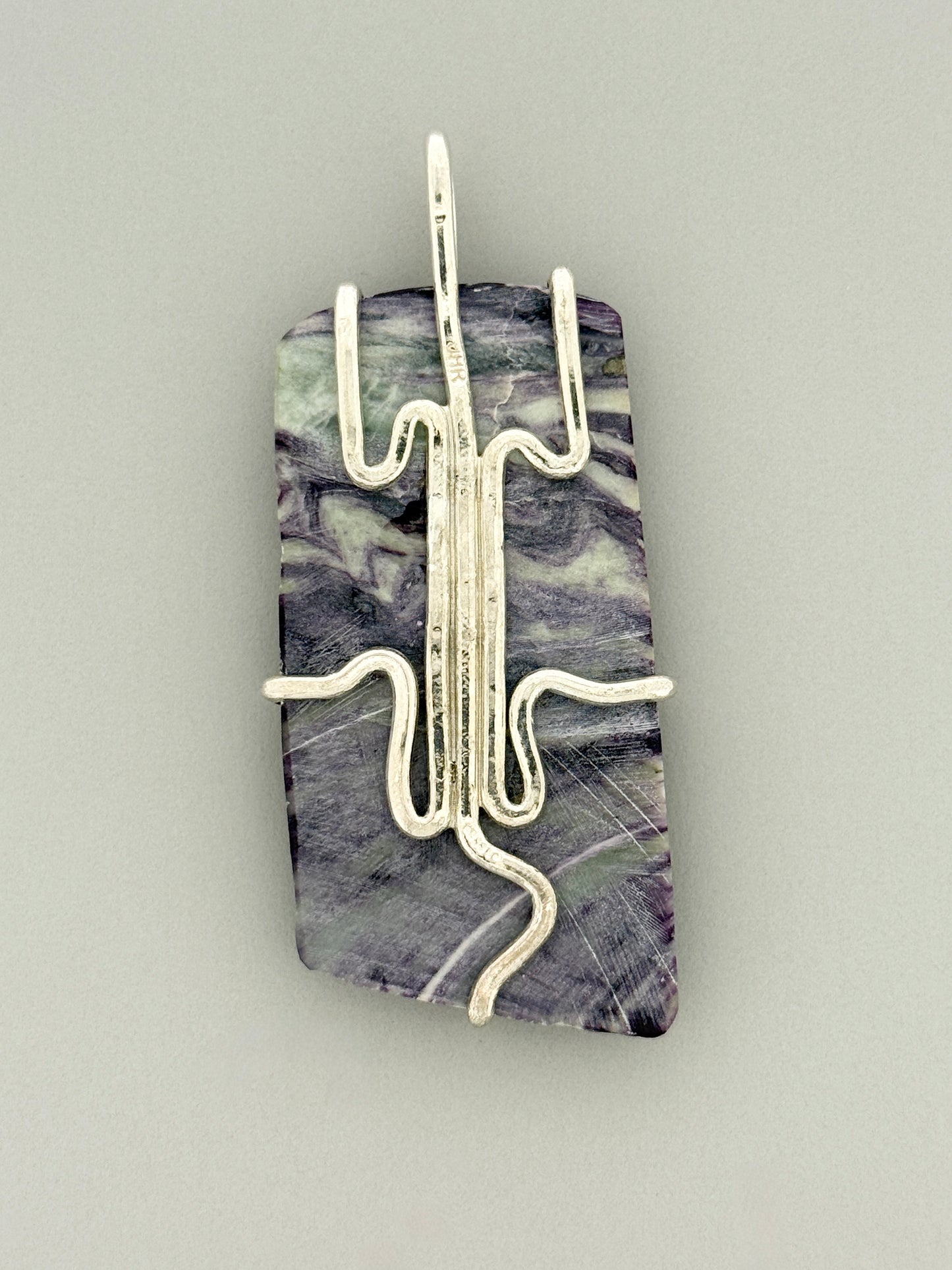 Kemmererite Prong Mount