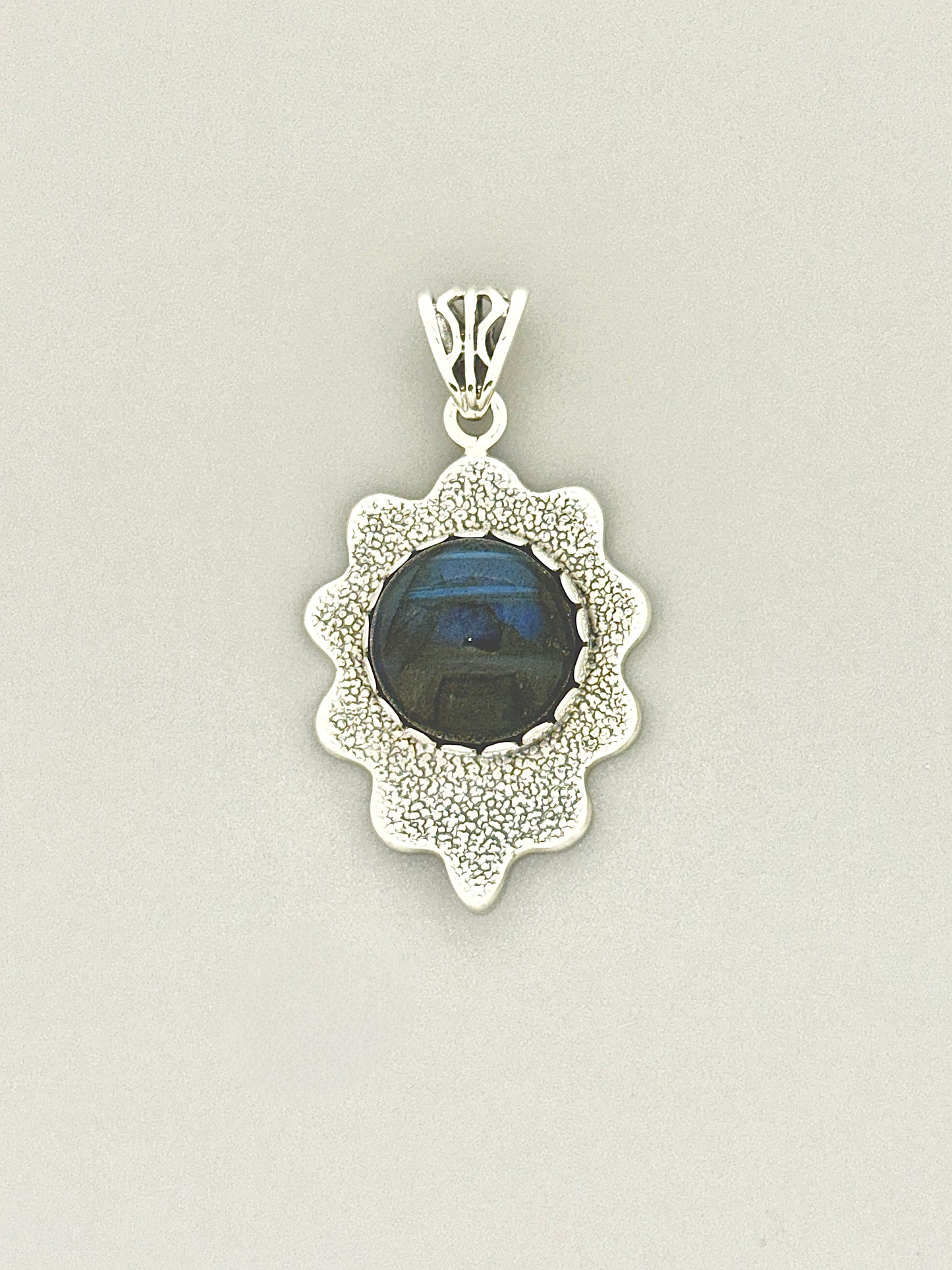 Labradorite Pendant