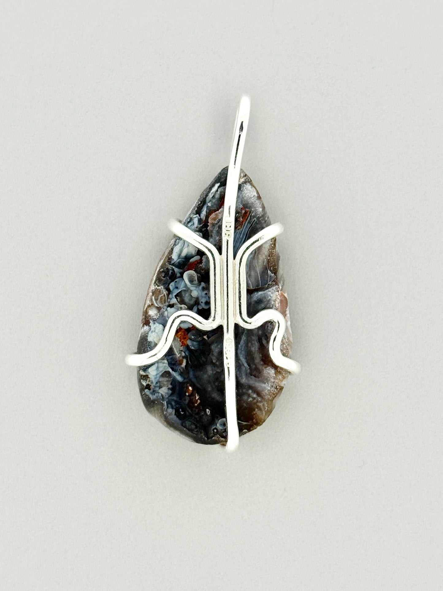 Chalcedony Prong Mount, Drusy