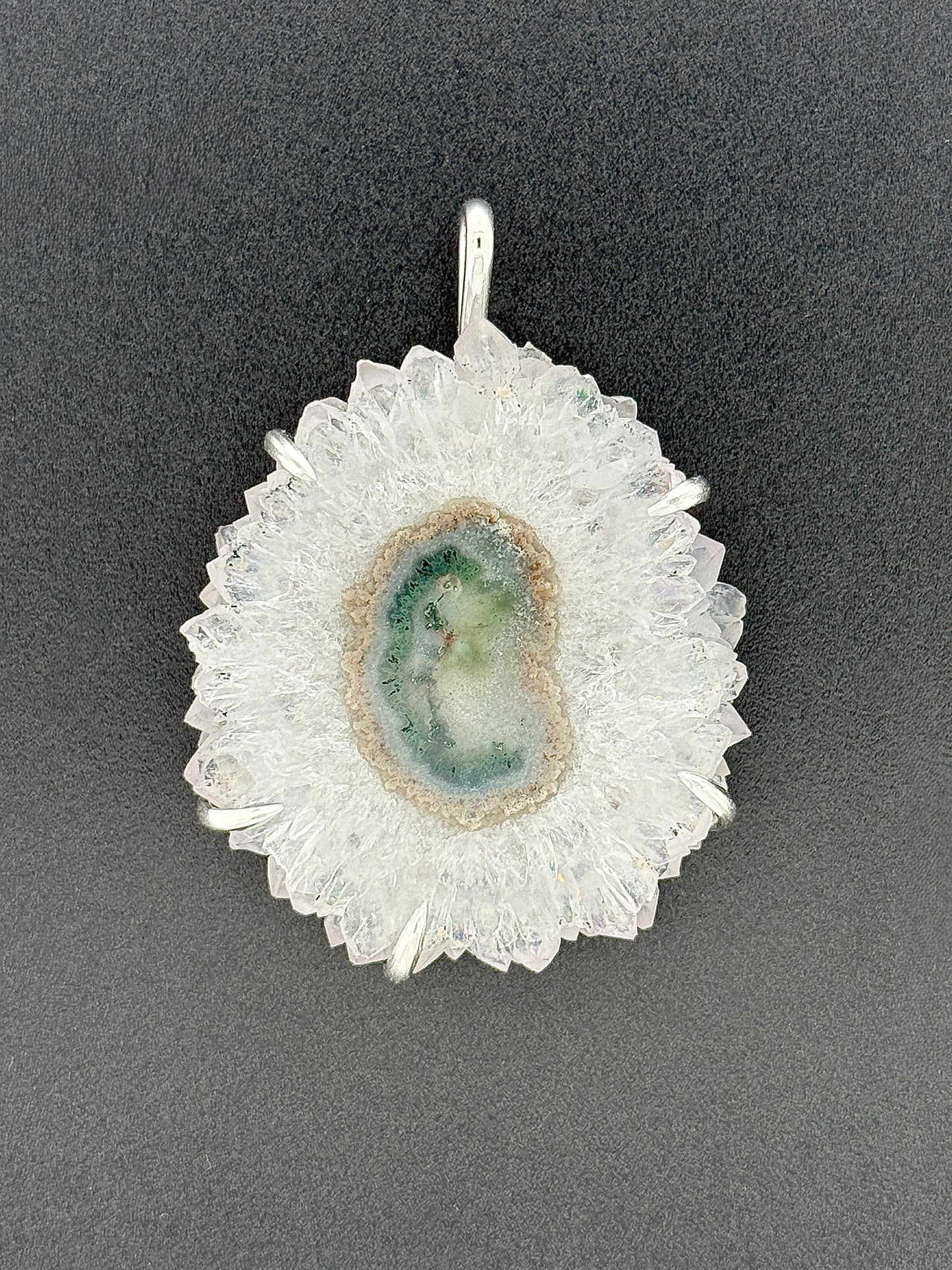 Solar Quartz Prong Mount