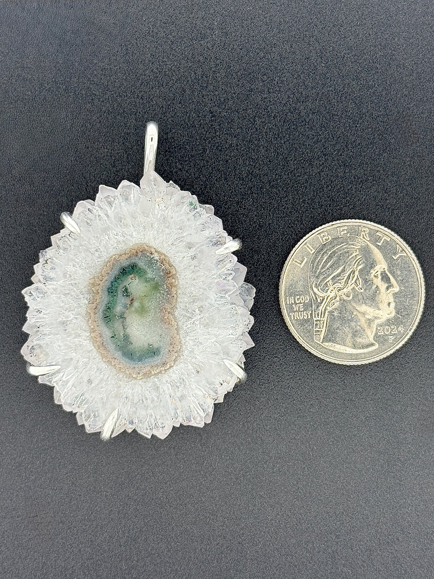 Solar Quartz Prong Mount