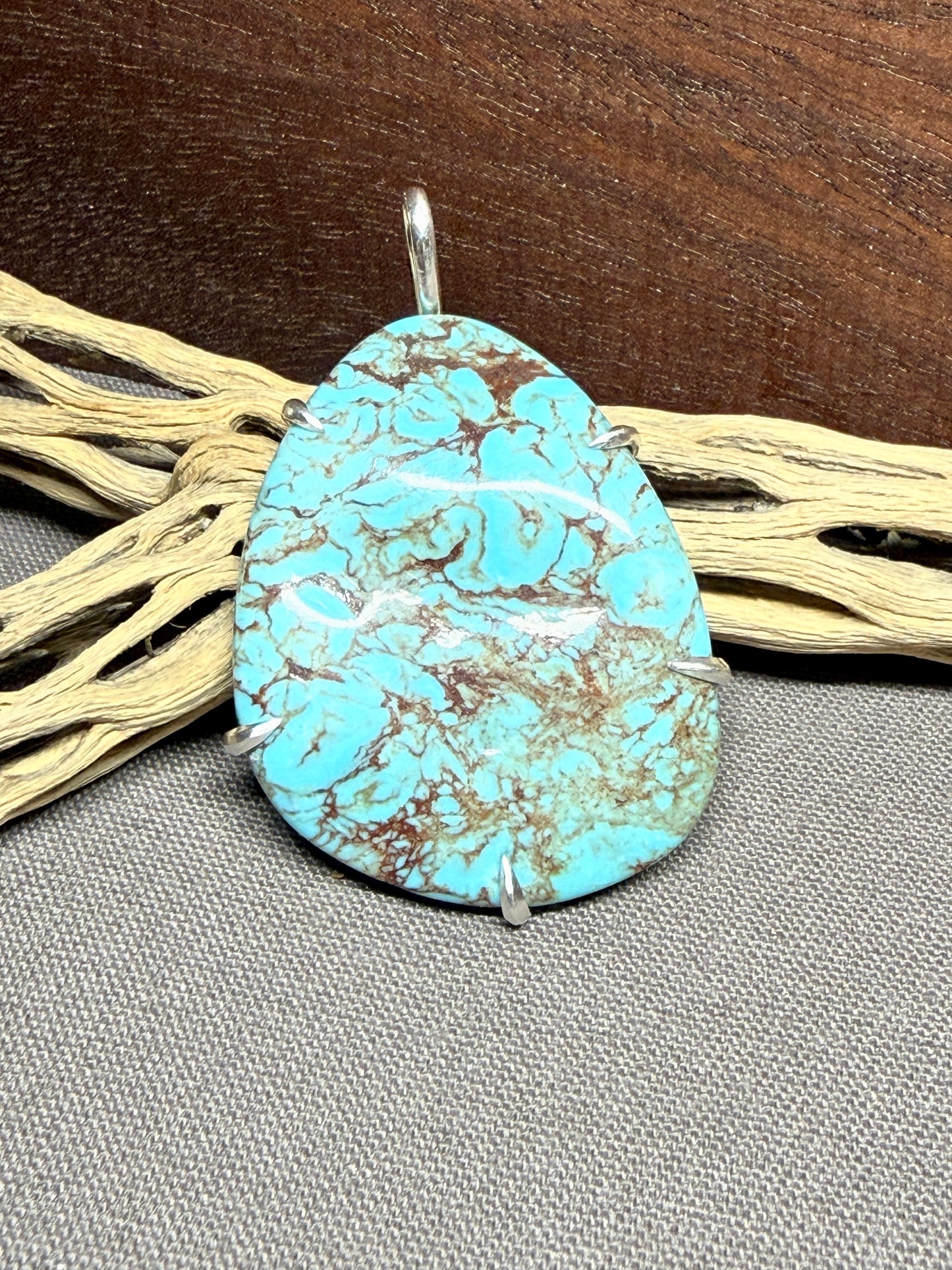 Kingman Turquoise Prong Mount