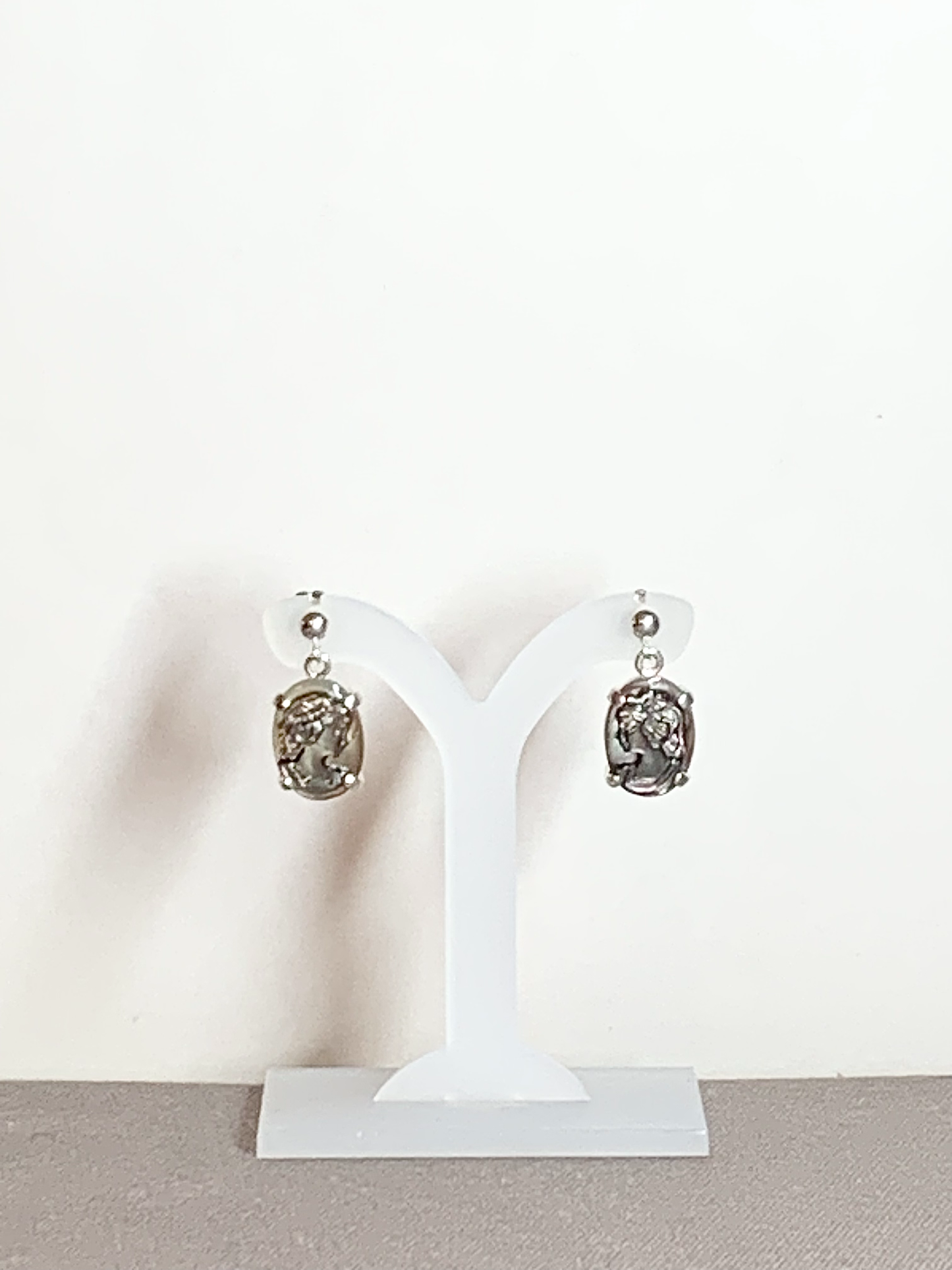 Mother of Pearl Earrings, Ball-and-post, Cameo