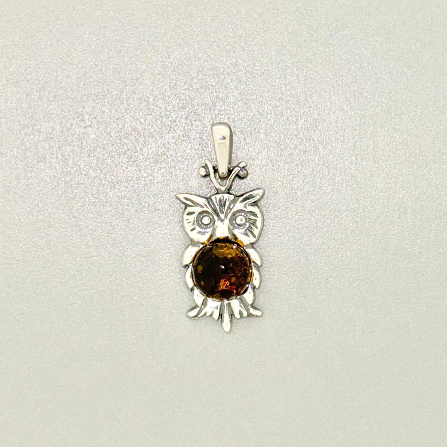 Amber Pendant, Owl
